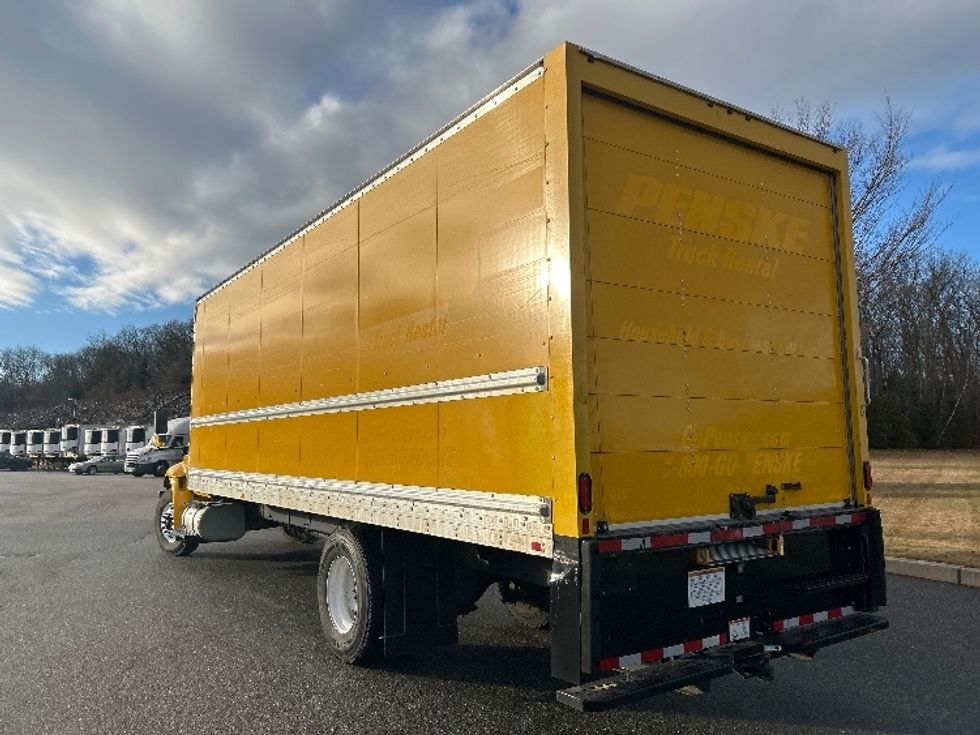 Medium Duty Box Truck-Light and Medium Duty Trucks-International-2021-MV607-Fitchburg-MA-194,554\n\t\tmiles-$ 38,250 - Image 6