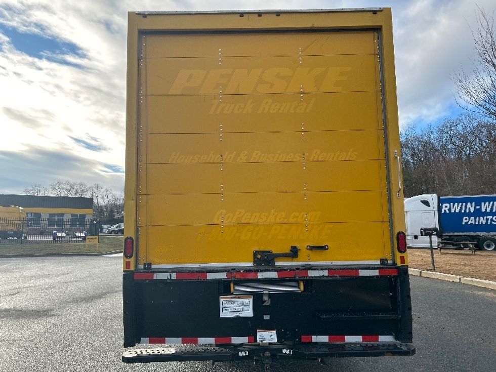 Medium Duty Box Truck-Light and Medium Duty Trucks-International-2021-MV607-Fitchburg-MA-194,554\n\t\tmiles-$ 38,250 - Image 7