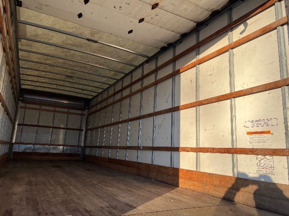 Medium Duty Box Truck-Light and Medium Duty Trucks-International-2021-MV607-Fitchburg-MA-195,940\n\t\tmiles-$ 38,000 - Image 12