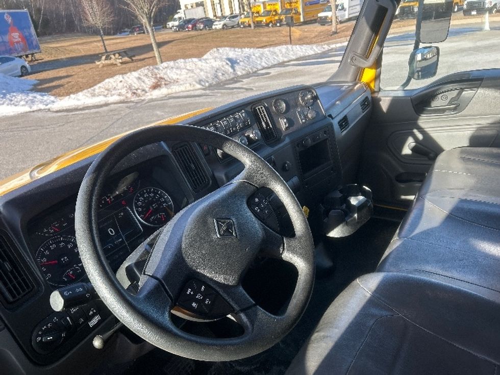 Medium Duty Box Truck-Light and Medium Duty Trucks-International-2021-MV607-Fitchburg-MA-197,067\n\t\tmiles-$ 38,000 - Image 17