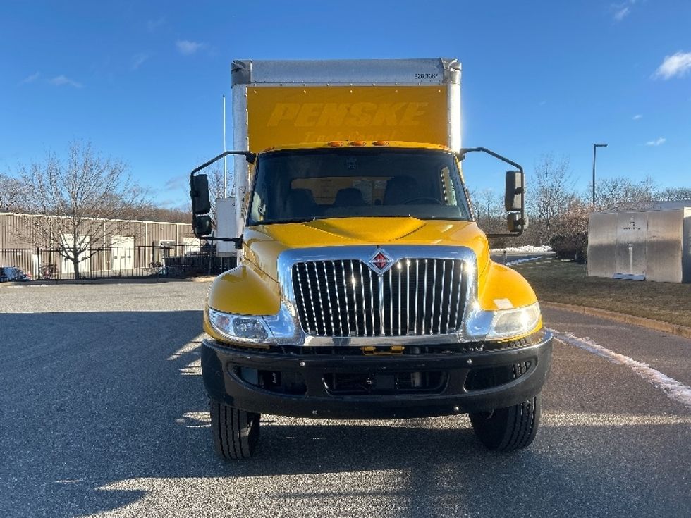 Medium Duty Box Truck-Light and Medium Duty Trucks-International-2021-MV607-Fitchburg-MA-197,067\n\t\tmiles-$ 38,000 - Image 2