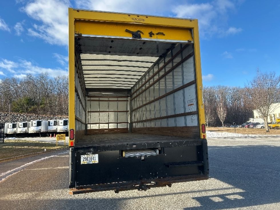 Medium Duty Box Truck-Light and Medium Duty Trucks-International-2021-MV607-Fitchburg-MA-197,067\n\t\tmiles-$ 38,000 - Image 9