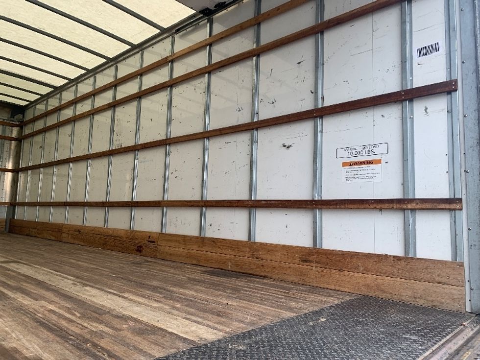 Medium Duty Box Truck-Light and Medium Duty Trucks-International-2021-MV607-Fitchburg-MA-225,303\n\t\tmiles-$ 34,500 - Image 12