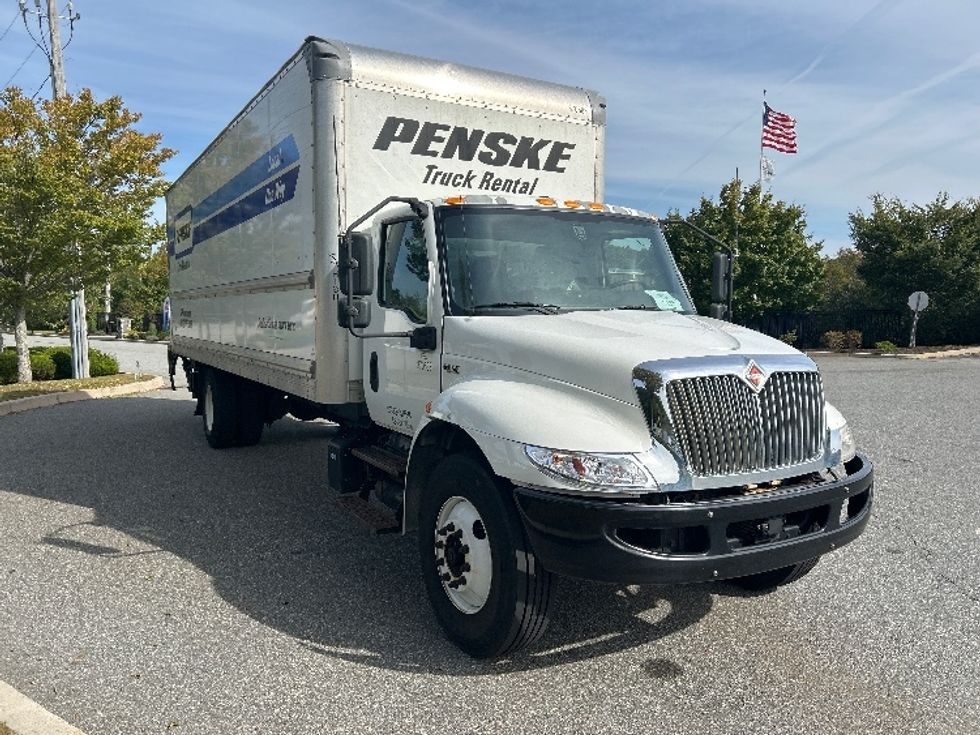 Medium Duty Box Truck-Light and Medium Duty Trucks-International-2021-MV607-Fitchburg-MA-238,278\n\t\tmiles-$ 38,500 - Image 1