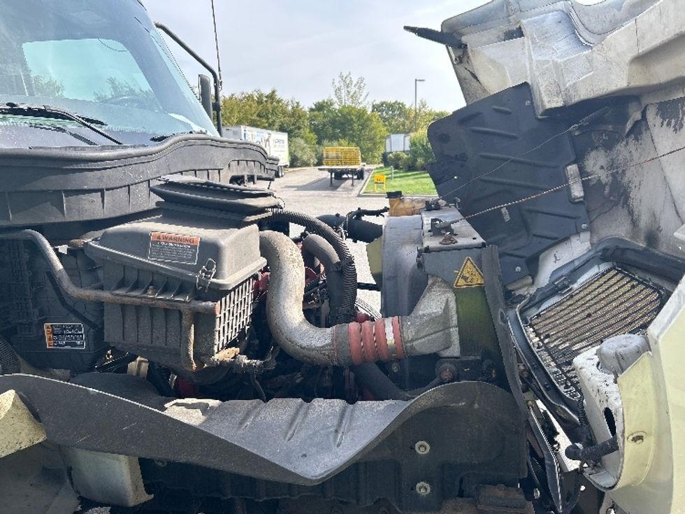Medium Duty Box Truck-Light and Medium Duty Trucks-International-2021-MV607-Fitchburg-MA-238,278\n\t\tmiles-$ 38,500 - Image 23