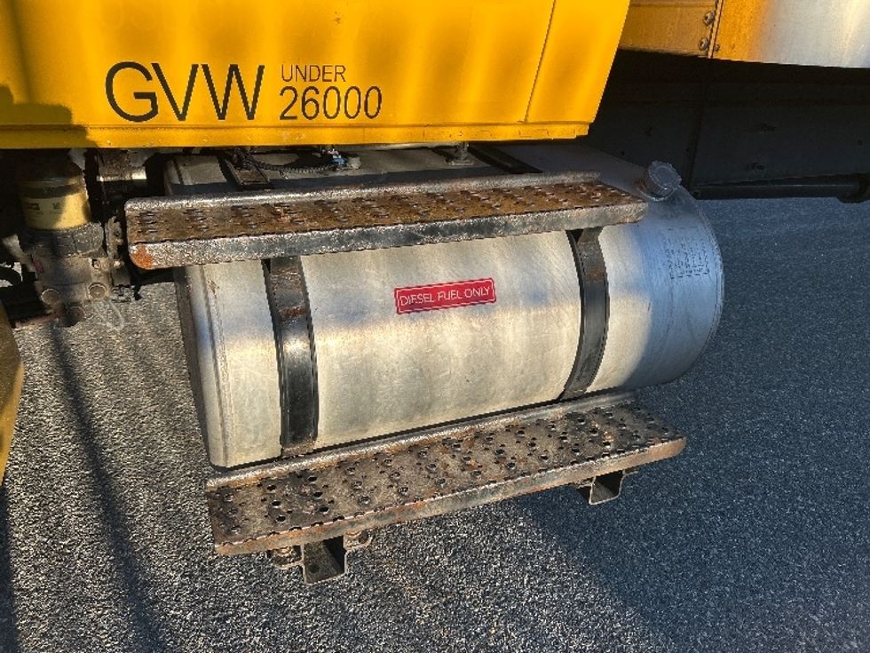 Medium Duty Box Truck-Light and Medium Duty Trucks-International-2021-MV607-Fitchburg-MA-238,531\n\t\tmiles-$ 32,750 - Image 25