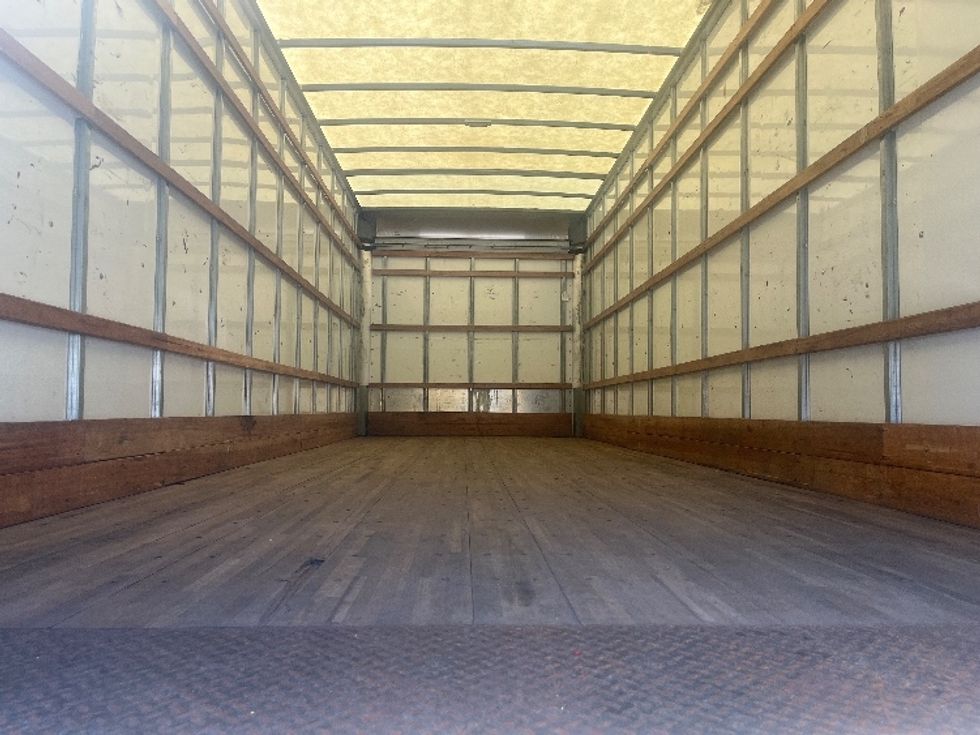 Medium Duty Box Truck-Light and Medium Duty Trucks-International-2021-MV607-Flint-MI-215,100\n\t\tmiles-$ 38,000 - Image 10