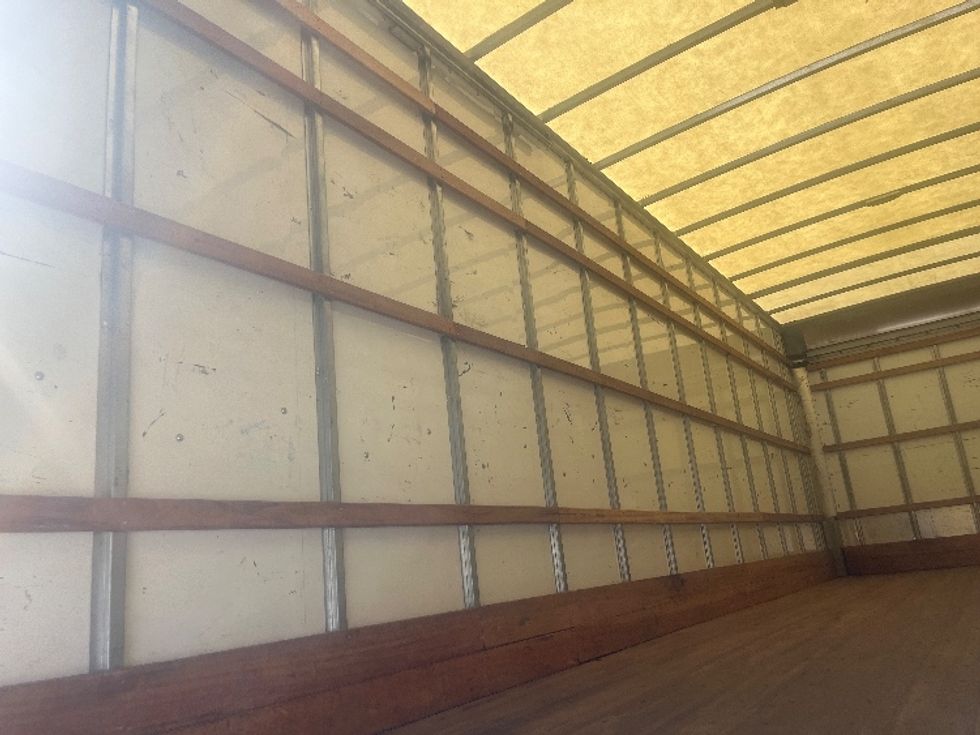 Medium Duty Box Truck-Light and Medium Duty Trucks-International-2021-MV607-Flint-MI-215,100\n\t\tmiles-$ 38,000 - Image 11