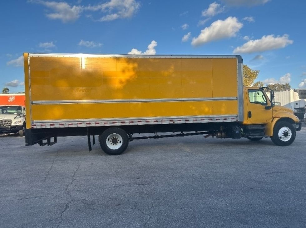 Medium Duty Box Truck-Light and Medium Duty Trucks-International-2021-MV607-Flint-MI-215,100\n\t\tmiles-$ 38,000 - Image 14