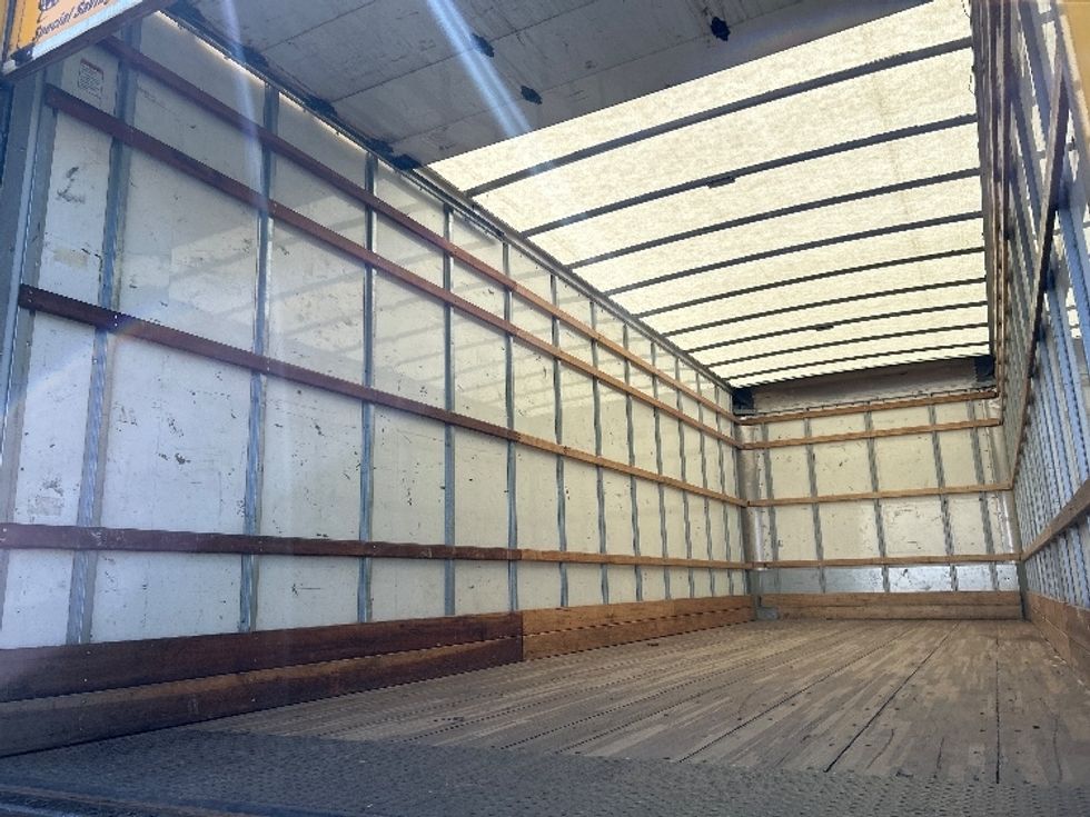 Medium Duty Box Truck-Light and Medium Duty Trucks-International-2021-MV607-Fontana-CA-216,328\n\t\tmiles-$ 43,000 - Image 10