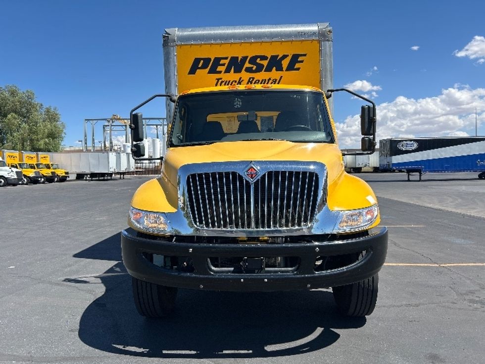Medium Duty Box Truck-Light and Medium Duty Trucks-International-2021-MV607-Fontana-CA-216,328\n\t\tmiles-$ 43,000 - Image 2