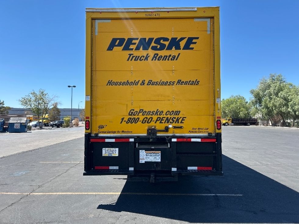 Medium Duty Box Truck-Light and Medium Duty Trucks-International-2021-MV607-Fontana-CA-216,328\n\t\tmiles-$ 43,000 - Image 7