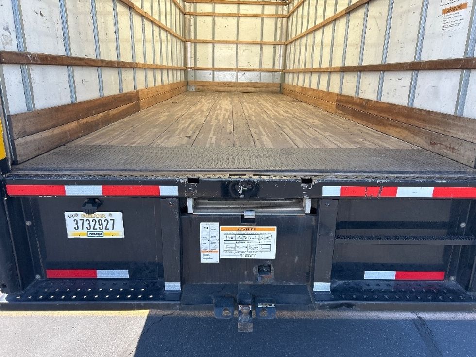 Medium Duty Box Truck-Light and Medium Duty Trucks-International-2021-MV607-Fontana-CA-216,328\n\t\tmiles-$ 43,000 - Image 9
