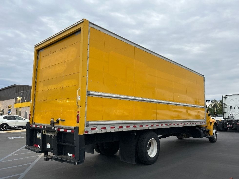 Medium Duty Box Truck-Light and Medium Duty Trucks-International-2021-MV607-Fontana-CA-216,752\n\t\tmiles-$ 40,500 - Image 13