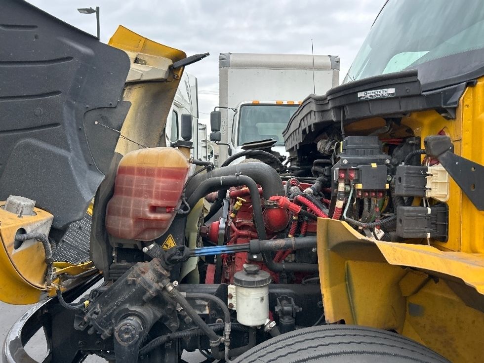 Medium Duty Box Truck-Light and Medium Duty Trucks-International-2021-MV607-Fontana-CA-216,752\n\t\tmiles-$ 40,500 - Image 24