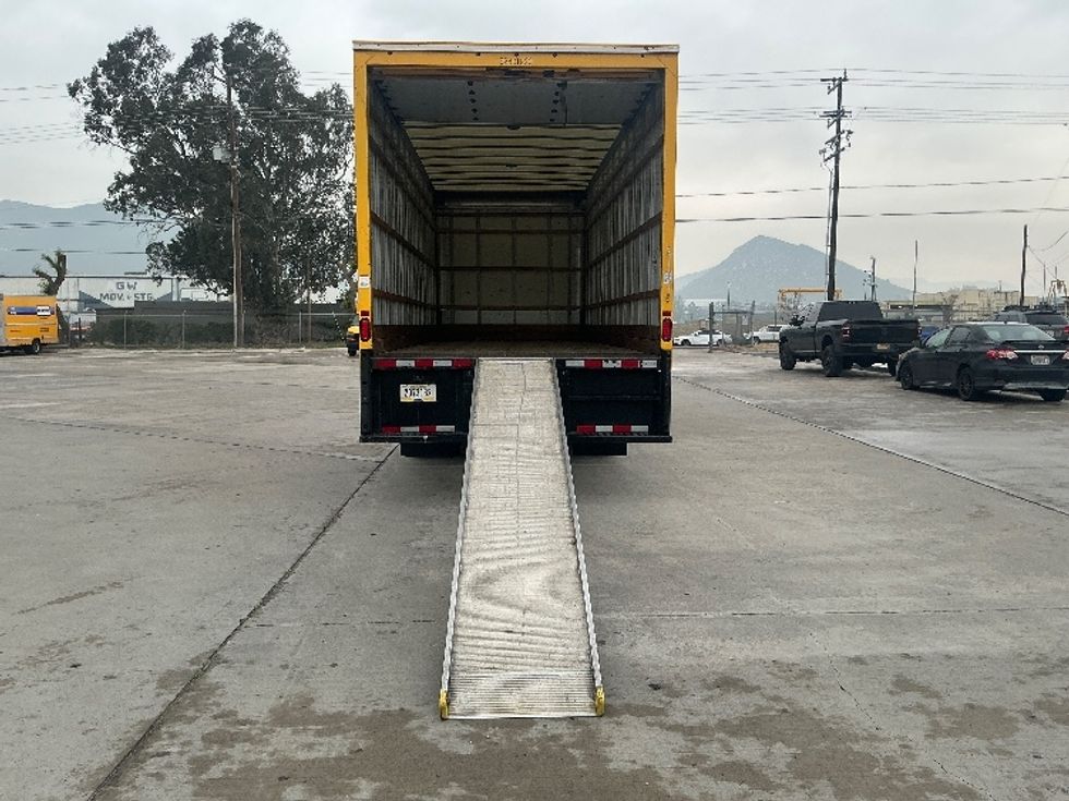 Medium Duty Box Truck-Light and Medium Duty Trucks-International-2021-MV607-Fontana-CA-226,791\n\t\tmiles-$ 35,500 - Image 8