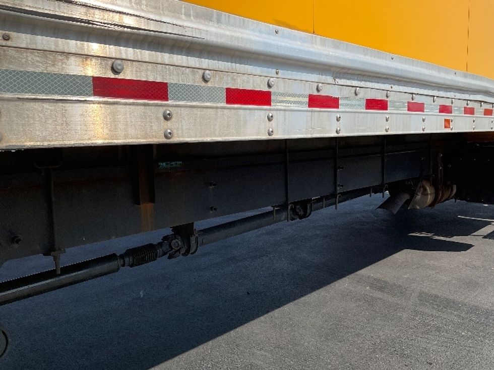 Medium Duty Box Truck-Light and Medium Duty Trucks-International-2021-MV607-Fontana-CA-256,895\n\t\tmiles-$ 31,500 - Image 14