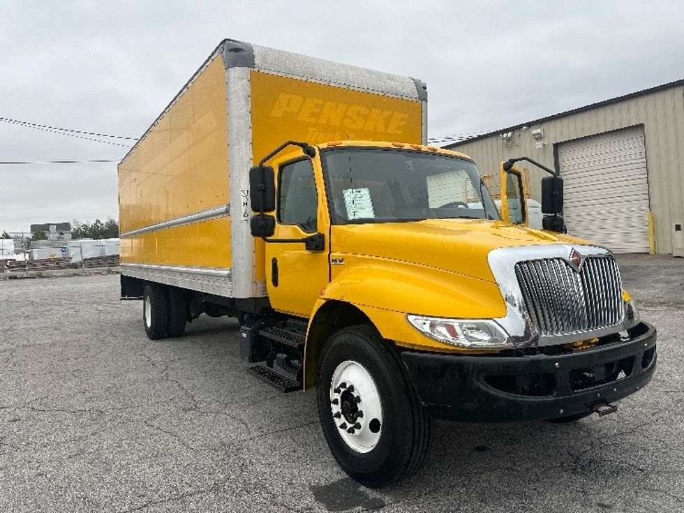 Medium Duty Box Truck-Light and Medium Duty Trucks-International-2021-MV607-Forest Park-GA-232,523\n\t\tmiles-$ 40,000 - Image 1