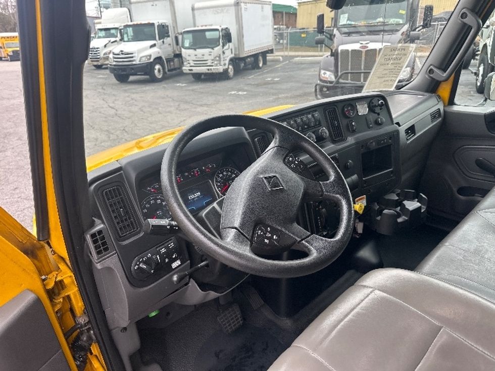 Medium Duty Box Truck-Light and Medium Duty Trucks-International-2021-MV607-Forest Park-GA-232,523\n\t\tmiles-$ 40,000 - Image 14