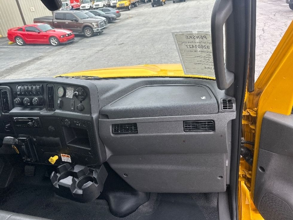 Medium Duty Box Truck-Light and Medium Duty Trucks-International-2021-MV607-Forest Park-GA-232,523\n\t\tmiles-$ 40,000 - Image 18