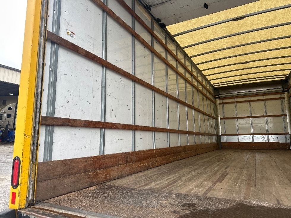 Medium Duty Box Truck-Light and Medium Duty Trucks-International-2021-MV607-Forest Park-GA-232,523\n\t\tmiles-$ 40,000 - Image 8