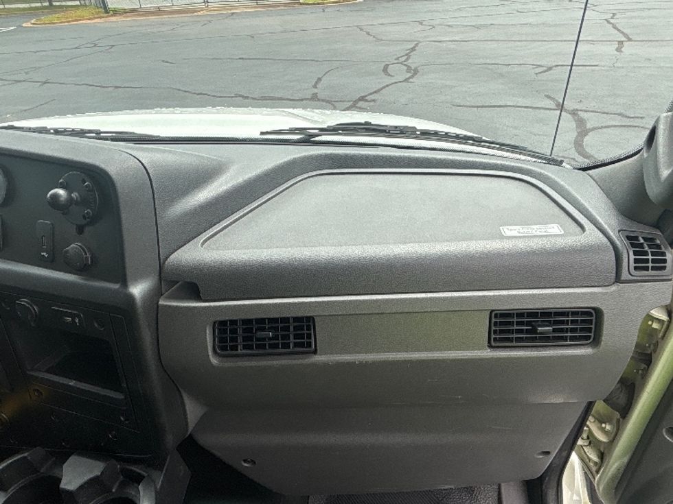 Medium Duty Box Truck-Light and Medium Duty Trucks-International-2021-MV607-Forest Park-GA-72,877\n\t\tmiles-$ 77,250 - Image 21