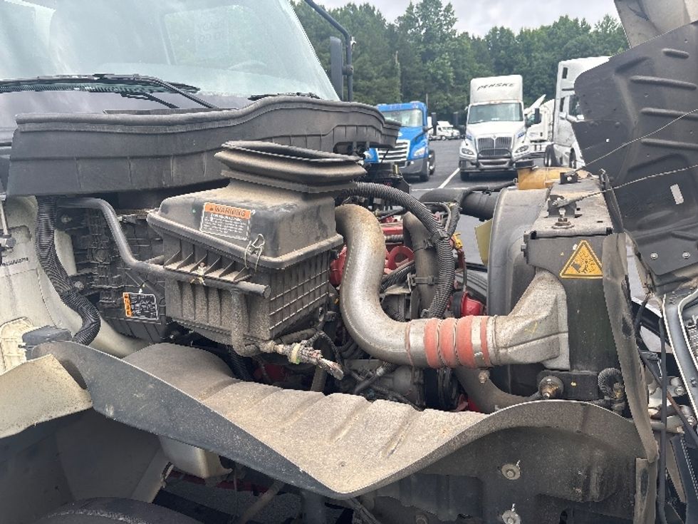 Medium Duty Box Truck-Light and Medium Duty Trucks-International-2021-MV607-Forest Park-GA-72,877\n\t\tmiles-$ 77,250 - Image 23