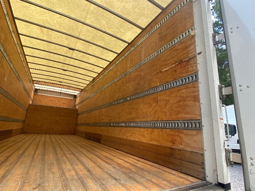 Medium Duty Box Truck-Light and Medium Duty Trucks-International-2021-MV607-Forest Park-GA-86,345\n\t\tmiles-$ 76,500 - Image 12