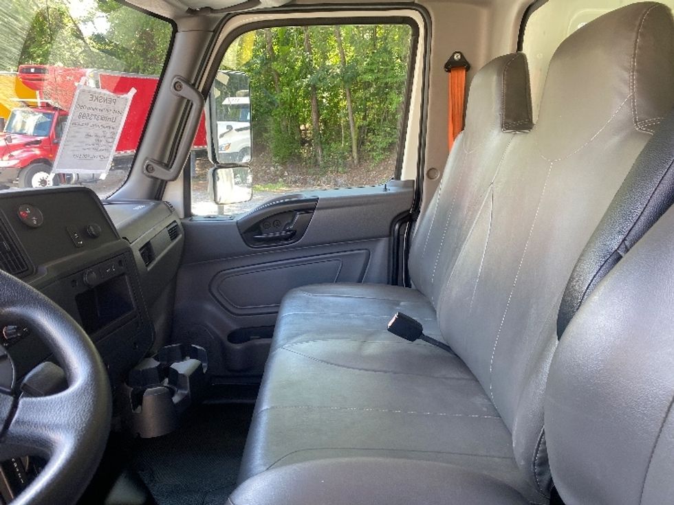 Medium Duty Box Truck-Light and Medium Duty Trucks-International-2021-MV607-Forest Park-GA-86,345\n\t\tmiles-$ 76,500 - Image 19