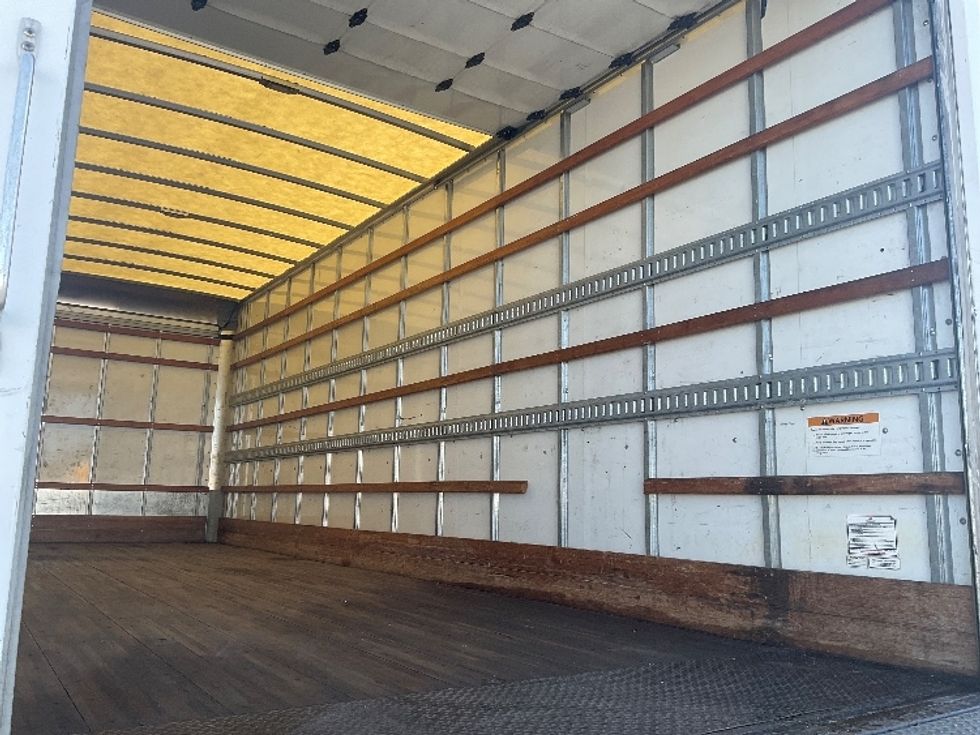 Medium Duty Box Truck-Light and Medium Duty Trucks-International-2021-MV607-Fort Myers-FL-117,731\n\t\tmiles-$ 66,750 - Image 12