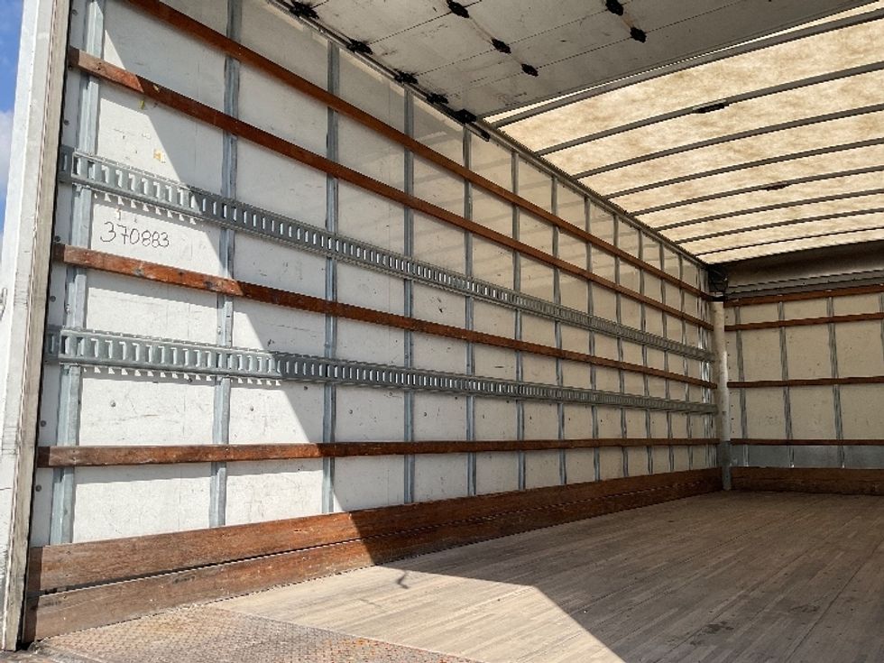 Medium Duty Box Truck-Light and Medium Duty Trucks-International-2021-MV607-Fort Myers-FL-132,541\n\t\tmiles-$ 64,250 - Image 11