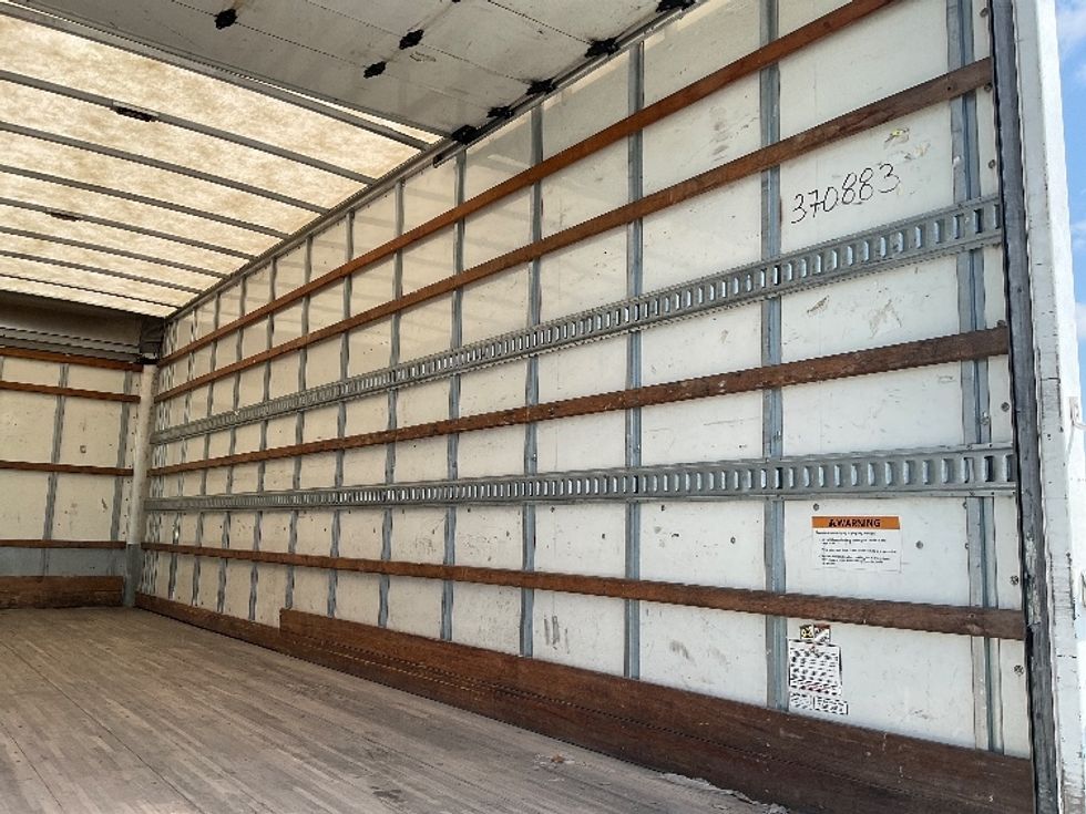 Medium Duty Box Truck-Light and Medium Duty Trucks-International-2021-MV607-Fort Myers-FL-132,541\n\t\tmiles-$ 64,250 - Image 12