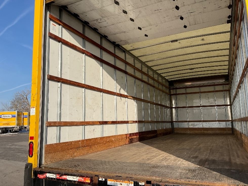 Medium Duty Box Truck-Light and Medium Duty Trucks-International-2021-MV607-Fort Wayne-IN-195,083\n\t\tmiles-$ 43,000 - Image 11