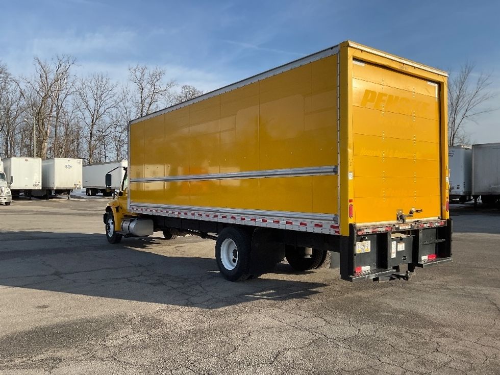 Medium Duty Box Truck-Light and Medium Duty Trucks-International-2021-MV607-Fort Wayne-IN-195,083\n\t\tmiles-$ 43,000 - Image 6