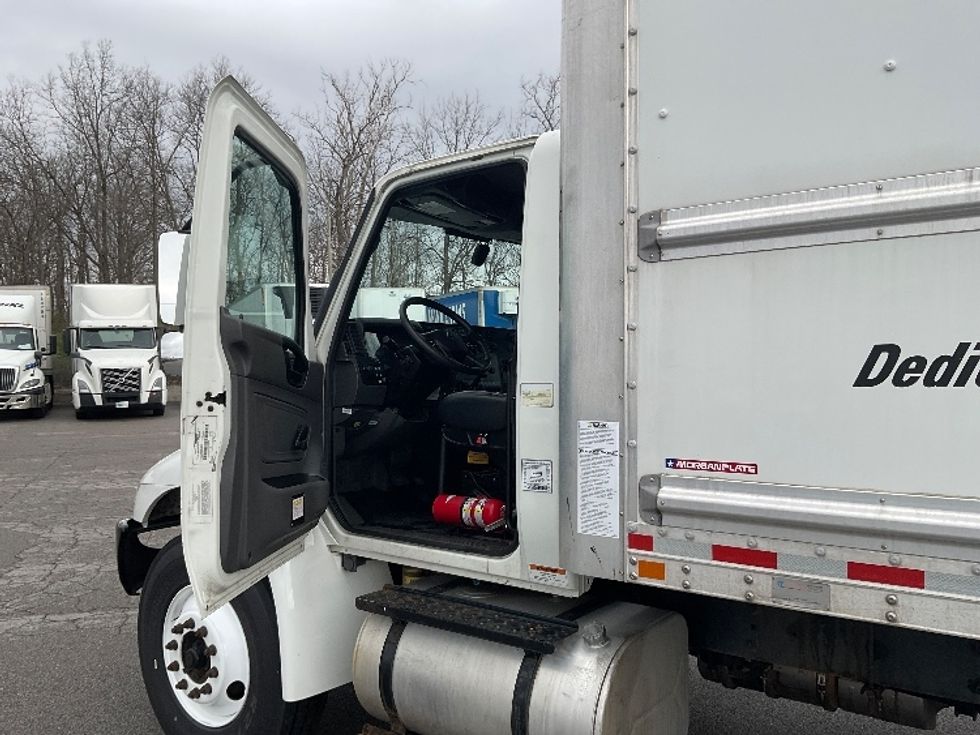 Medium Duty Box Truck-Light and Medium Duty Trucks-International-2021-MV607-Fort Wayne-IN-206,698\n\t\tmiles-$ 51,000 - Image 16