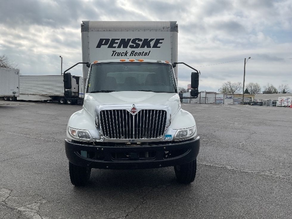 Medium Duty Box Truck-Light and Medium Duty Trucks-International-2021-MV607-Fort Wayne-IN-206,698\n\t\tmiles-$ 51,000 - Image 2