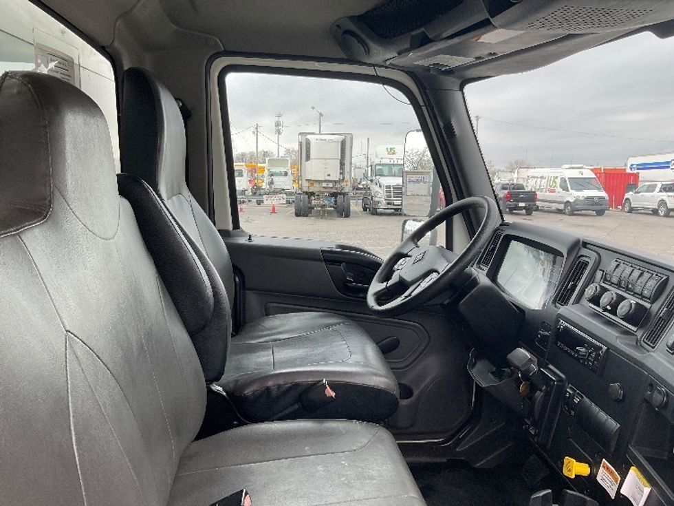 Medium Duty Box Truck-Light and Medium Duty Trucks-International-2021-MV607-Fort Wayne-IN-206,698\n\t\tmiles-$ 51,000 - Image 22