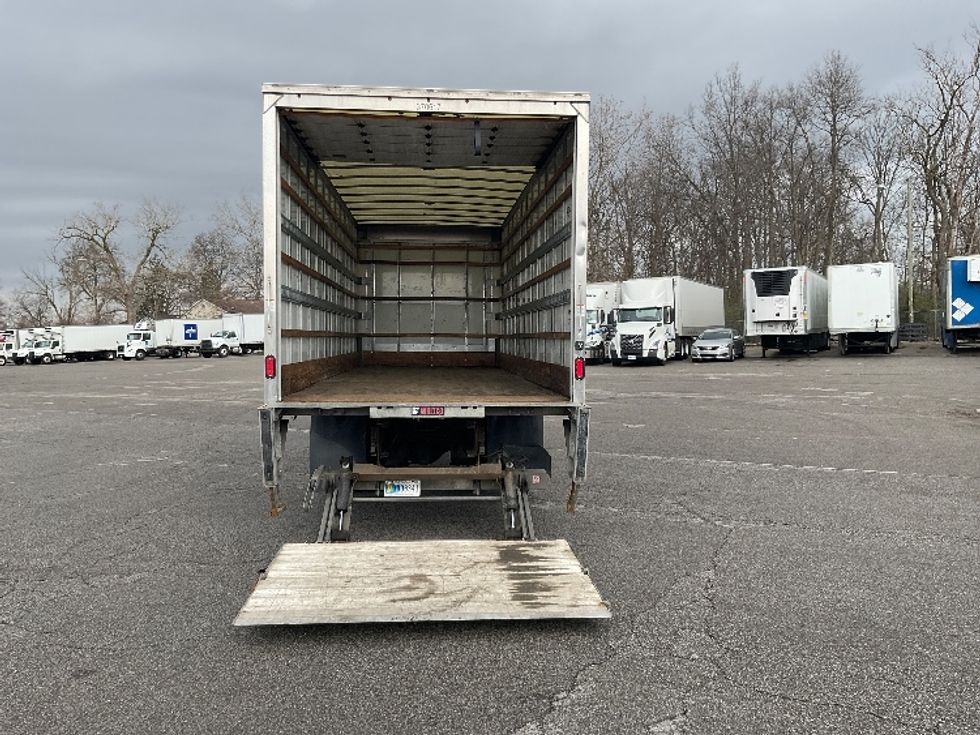Medium Duty Box Truck-Light and Medium Duty Trucks-International-2021-MV607-Fort Wayne-IN-206,698\n\t\tmiles-$ 51,000 - Image 9