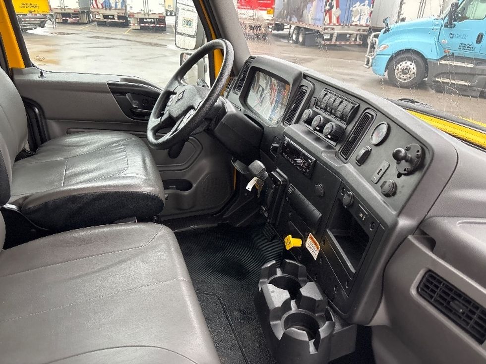 Medium Duty Box Truck-Light and Medium Duty Trucks-International-2021-MV607-Fort Wayne-IN-248,683\n\t\tmiles-$ 33,250 - Image 21