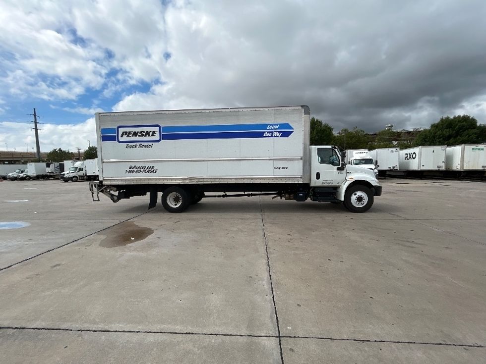 Medium Duty Box Truck-Light and Medium Duty Trucks-International-2021-MV607-Fort Worth-TX-139,351\n\t\tmiles-$ 61,250 - Image 15