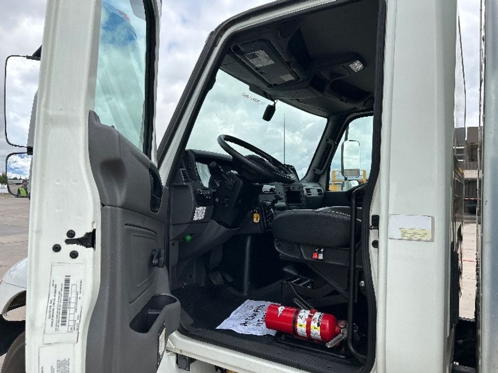 Medium Duty Box Truck-Light and Medium Duty Trucks-International-2021-MV607-Fort Worth-TX-139,351\n\t\tmiles-$ 61,250 - Image 16