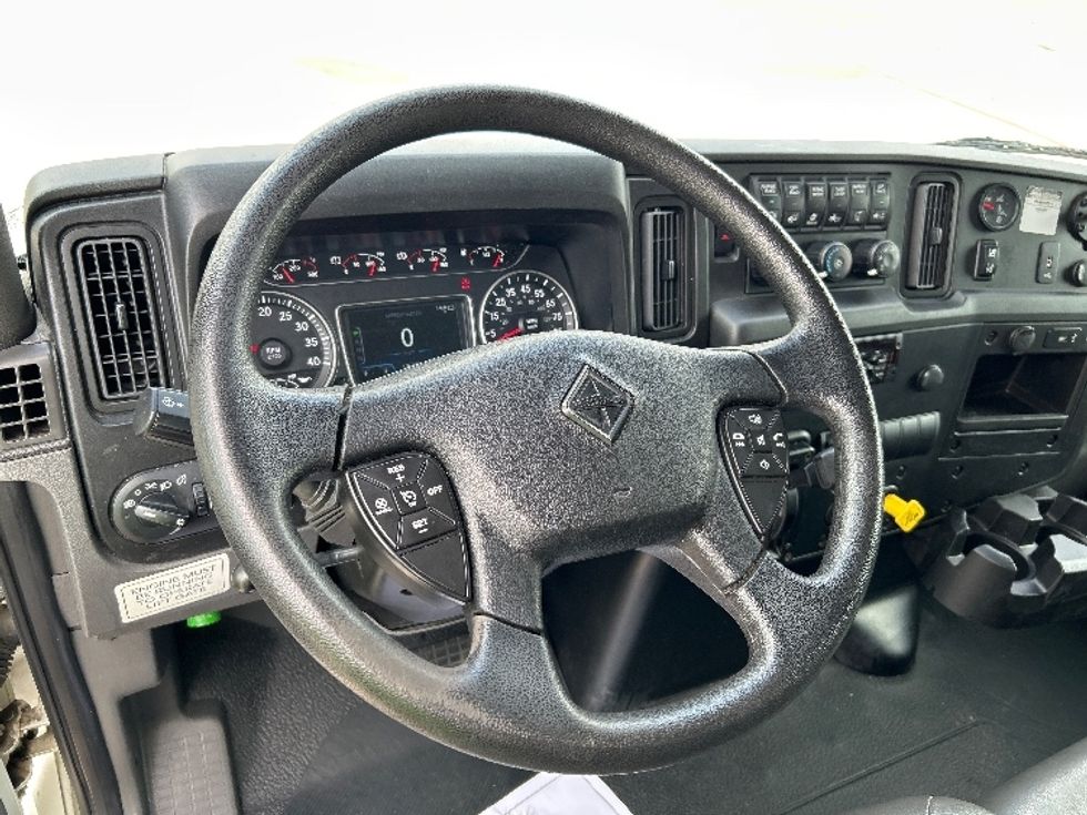 Medium Duty Box Truck-Light and Medium Duty Trucks-International-2021-MV607-Fort Worth-TX-139,351\n\t\tmiles-$ 61,250 - Image 17