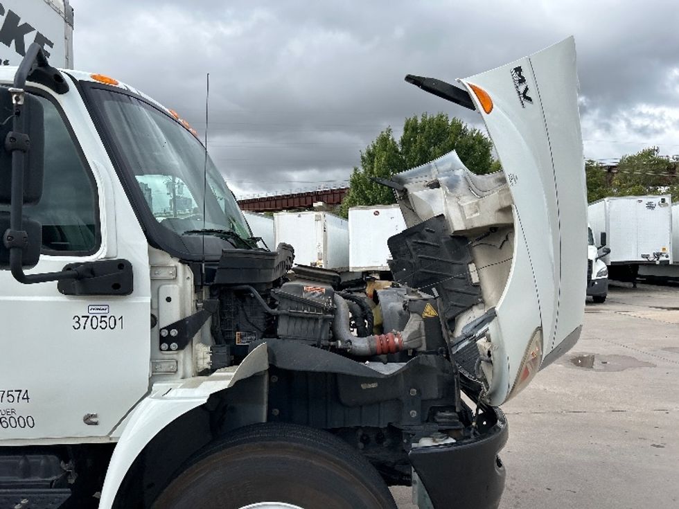 Medium Duty Box Truck-Light and Medium Duty Trucks-International-2021-MV607-Fort Worth-TX-139,351\n\t\tmiles-$ 61,250 - Image 23