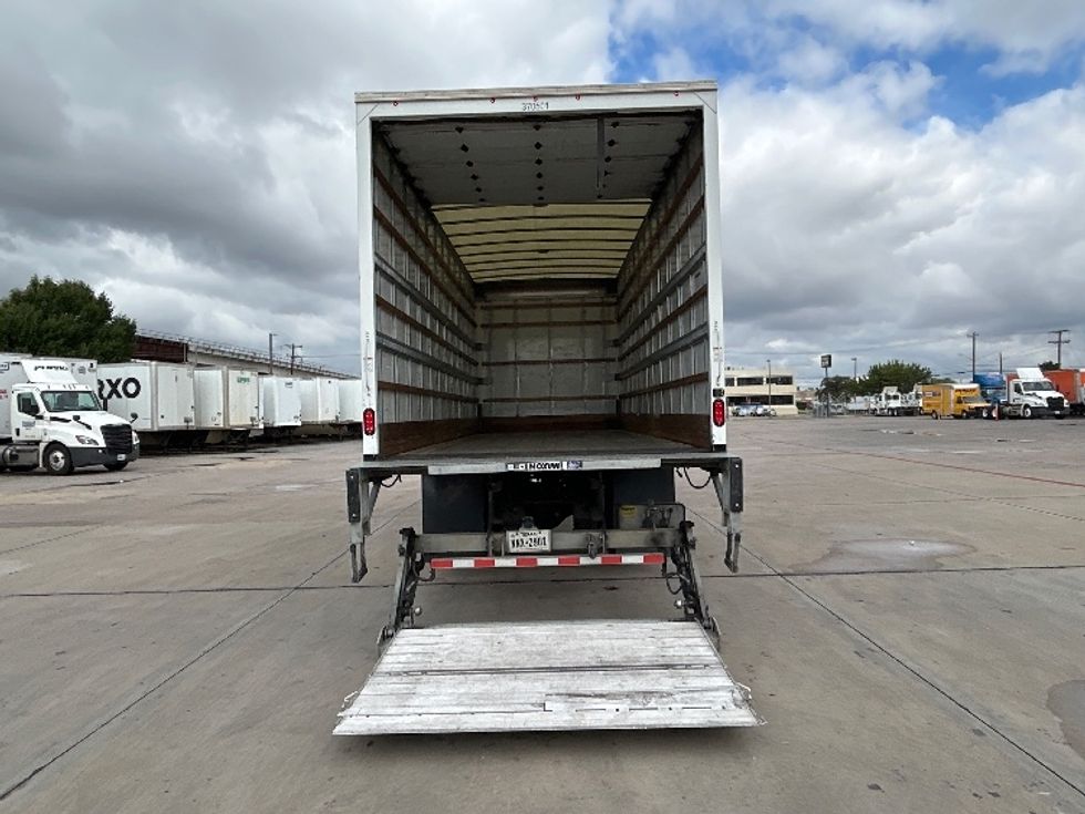 Medium Duty Box Truck-Light and Medium Duty Trucks-International-2021-MV607-Fort Worth-TX-139,351\n\t\tmiles-$ 61,250 - Image 9