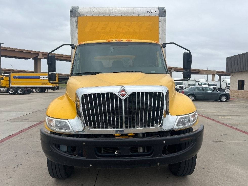 Medium Duty Box Truck-Light and Medium Duty Trucks-International-2021-MV607-Fort Worth-TX-173,234\n\t\tmiles-$ 46,500 - Image 2
