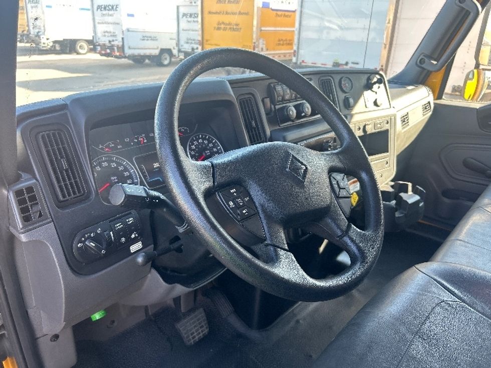 Medium Duty Box Truck-Light and Medium Duty Trucks-International-2021-MV607-Fort Worth-TX-203,425\n\t\tmiles-$ 44,750 - Image 17