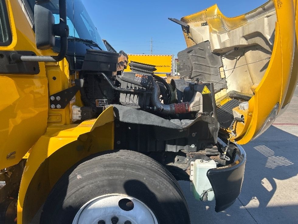 Medium Duty Box Truck-Light and Medium Duty Trucks-International-2021-MV607-Fort Worth-TX-203,425\n\t\tmiles-$ 44,750 - Image 23
