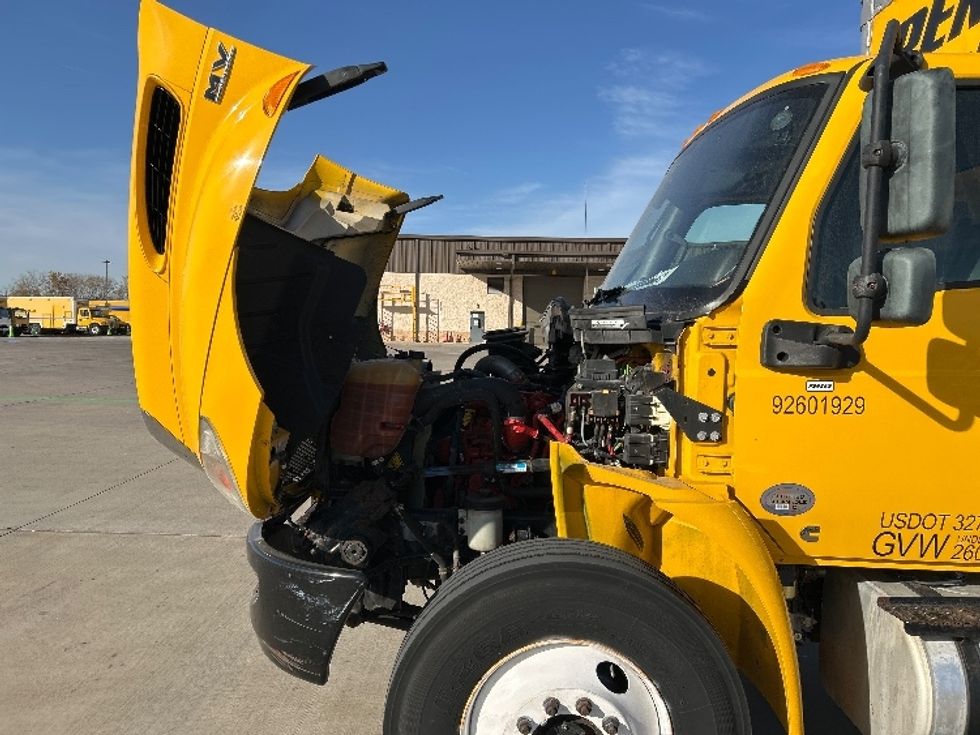 Medium Duty Box Truck-Light and Medium Duty Trucks-International-2021-MV607-Fort Worth-TX-209,893\n\t\tmiles-$ 39,500 - Image 24