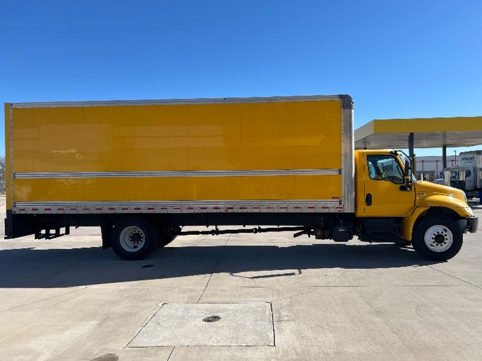Medium Duty Box Truck-Light and Medium Duty Trucks-International-2021-MV607-Fort Worth-TX-214,811\n\t\tmiles-$ 40,250 - Image 15