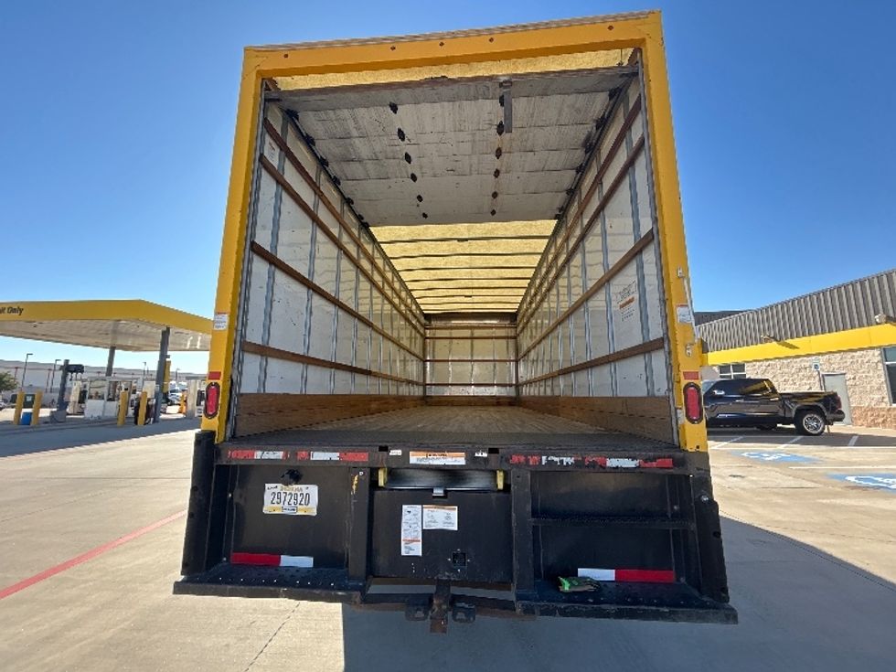 Medium Duty Box Truck-Light and Medium Duty Trucks-International-2021-MV607-Fort Worth-TX-214,811\n\t\tmiles-$ 40,250 - Image 8